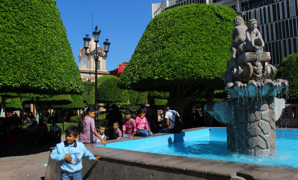 Usos-y-Costumbres-de-los-Mexicanos–2018 VIVIENDO LOS PARQUES, Usos y Costumbres de los Mexicanos – 2018