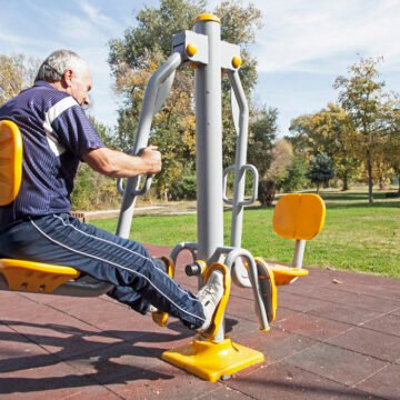 Adultos mayores: Salud y envejecimiento activo